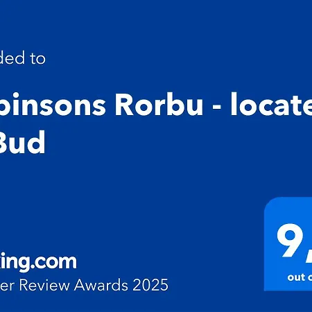 Robinsons Rorbu - Located In